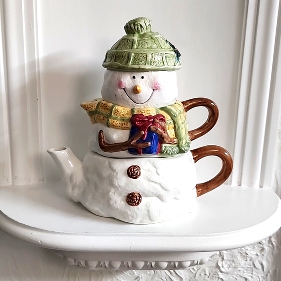 4 Piece Puddles Blitzen Co. Never used teapot and cup all in one - Picture 1 of 10